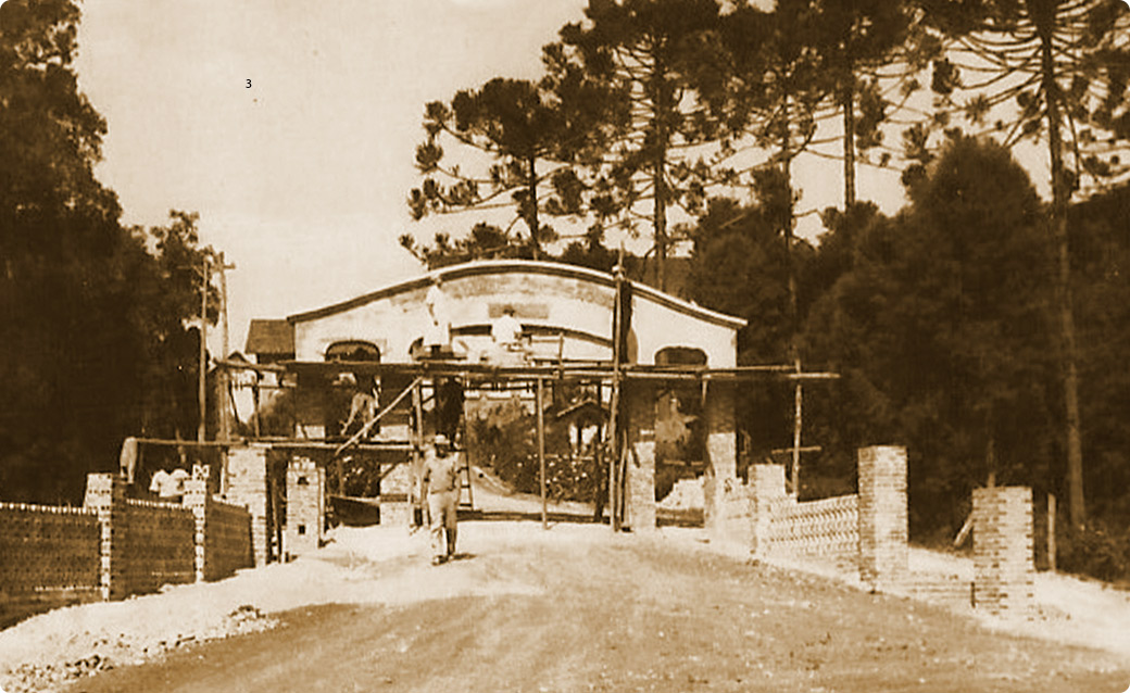 CONSTRUÇÃO DO 
PÓRTICO
